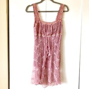 Ann Ferriday Anthropologie lacy top medium